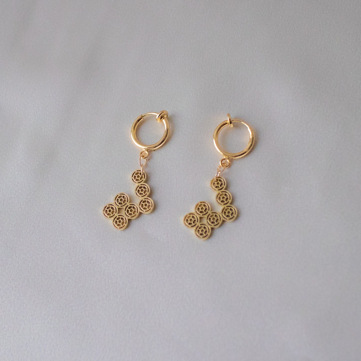 7-dots simple earrings